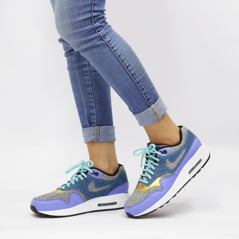 Nike Wmns Air Max 1 SE 'Polar | size 7.5